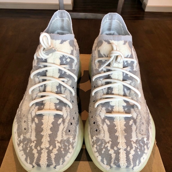 yeezy 380 alien true to size